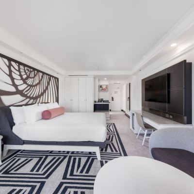 高級都市特大床無障礙房 凱恩斯鉑爾曼國際大飯店優惠