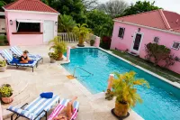 The Villas at Sunset Lane Hotel di 