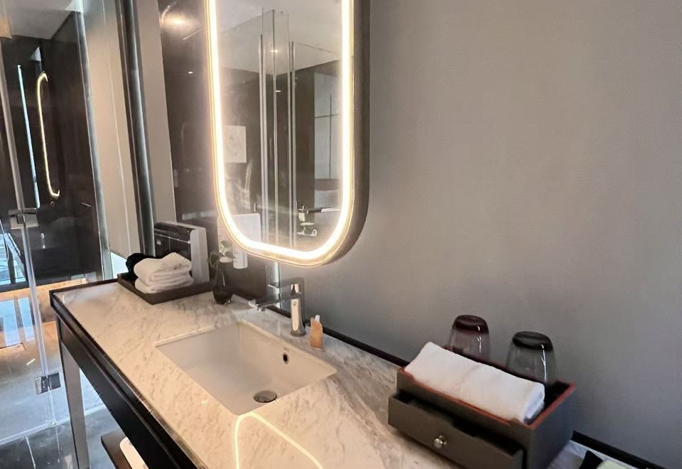 經典雙床房（金可兒床墊+迷你冰箱+智能馬桶）