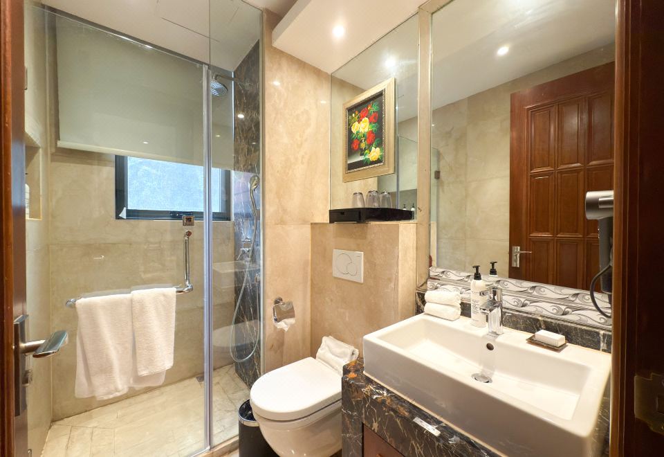 独栋泳池四卧别墅