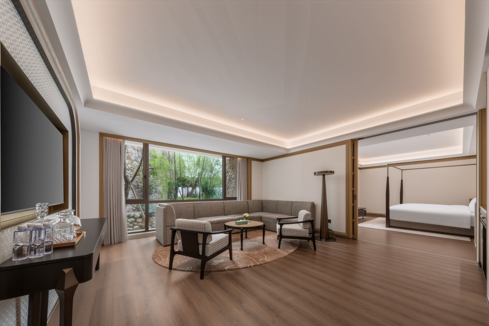Gui Xiu Suite