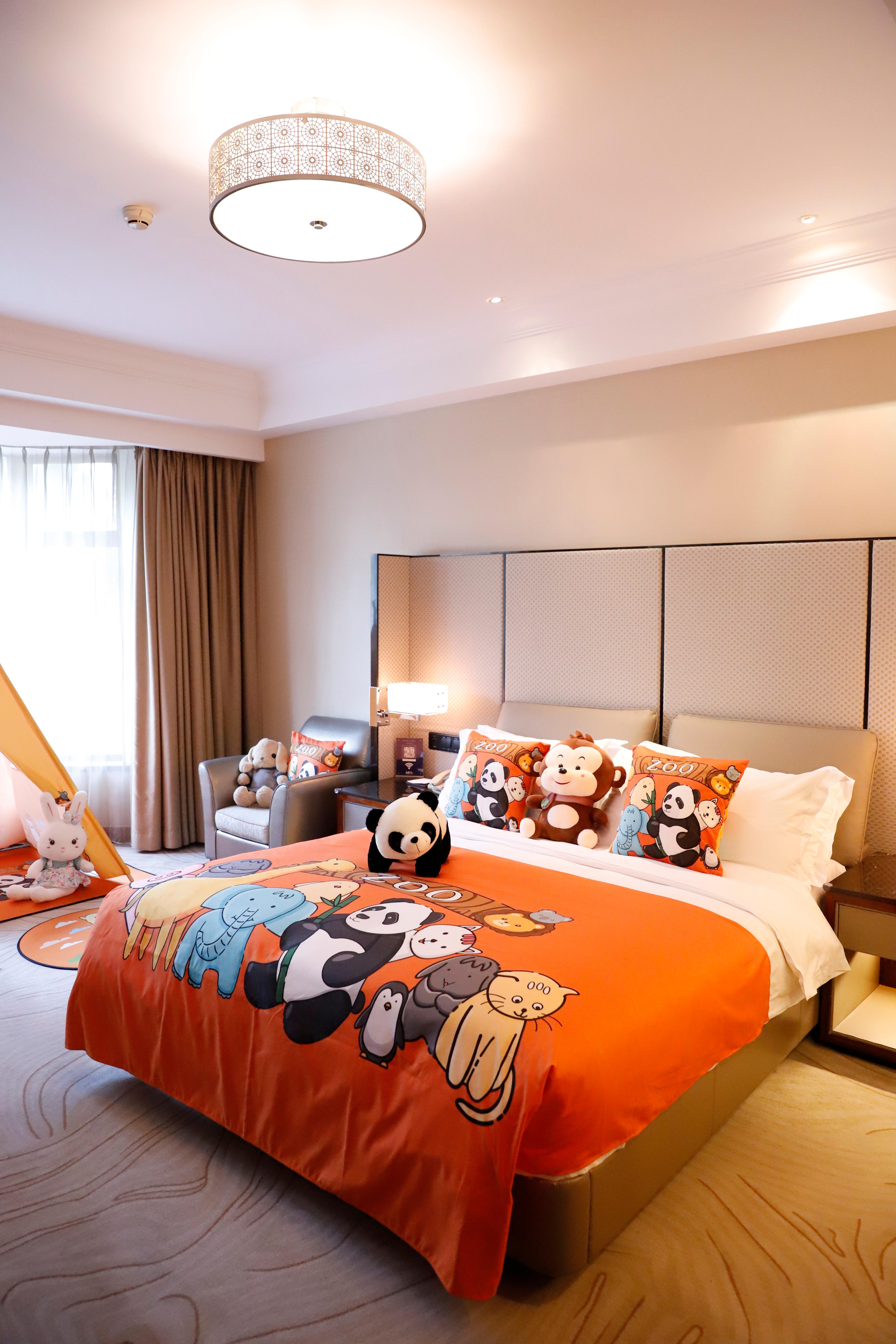 家庭親子聯通房