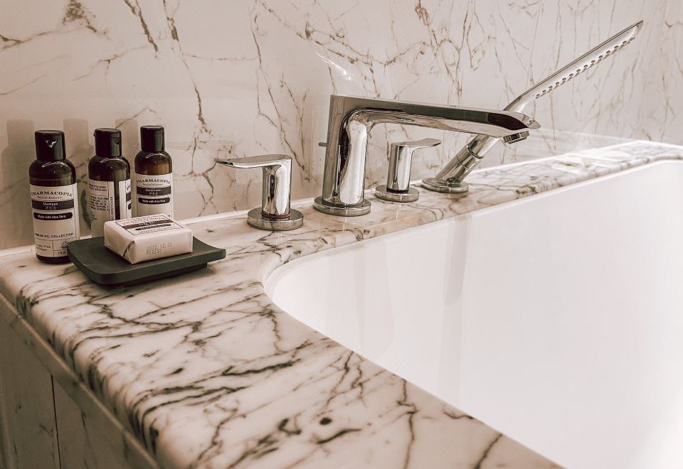 Hyatt Regency HengqinDeluxe Queen Room