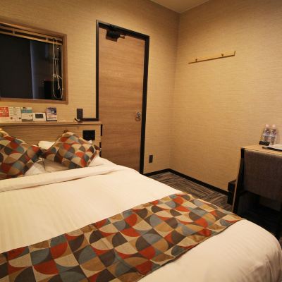 雙人間 - 帶淋浴 禁菸 阿斯蒂爾飯店-新大阪優惠