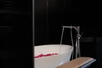 Panda hotel