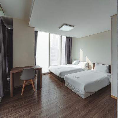 家庭雙床房 Brown Suites Hotel sinchon central優惠