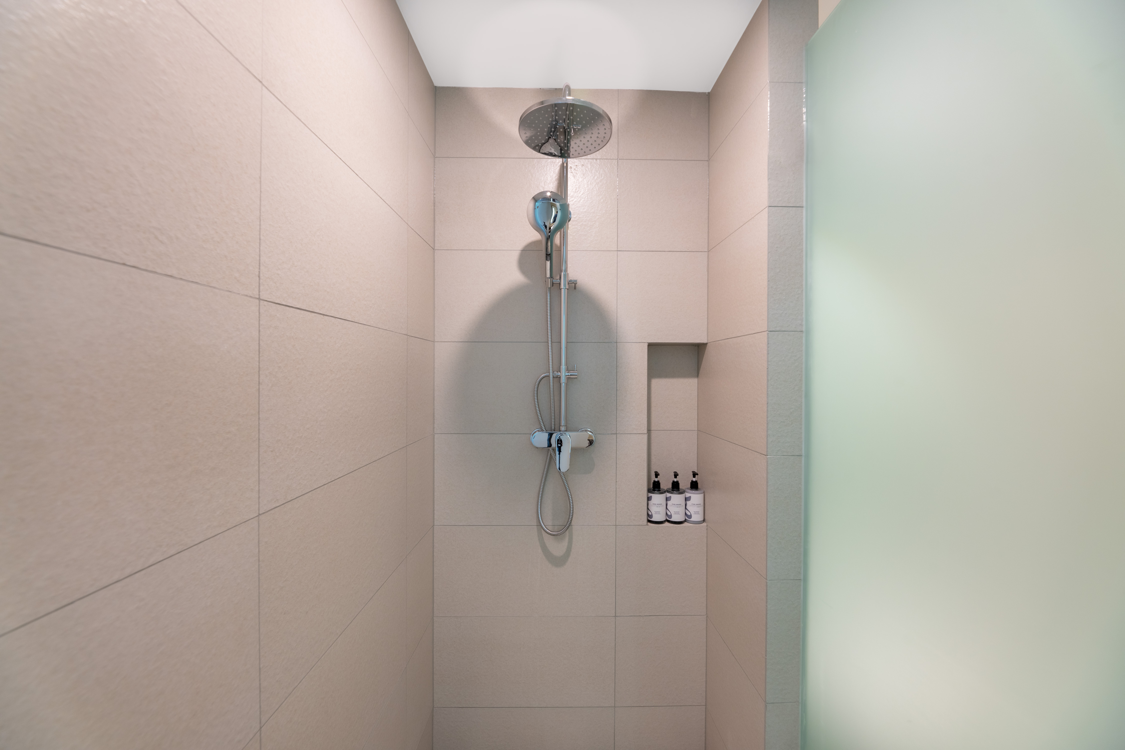 家庭房（智能客控+梦百合零压床垫+零压记忆枕）