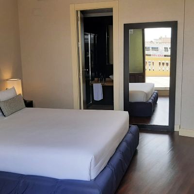 尊貴露台房 馬德里薩爾第耐羅酒店優惠