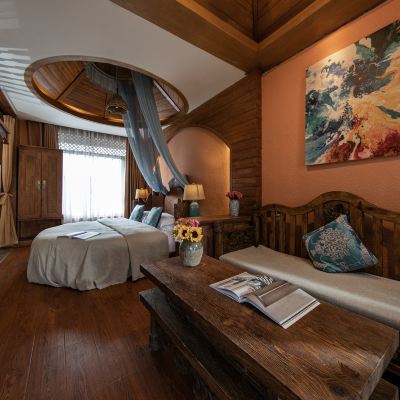 佳人蜜月圓床房 麗江古城瀾舍設計師公館客棧優惠