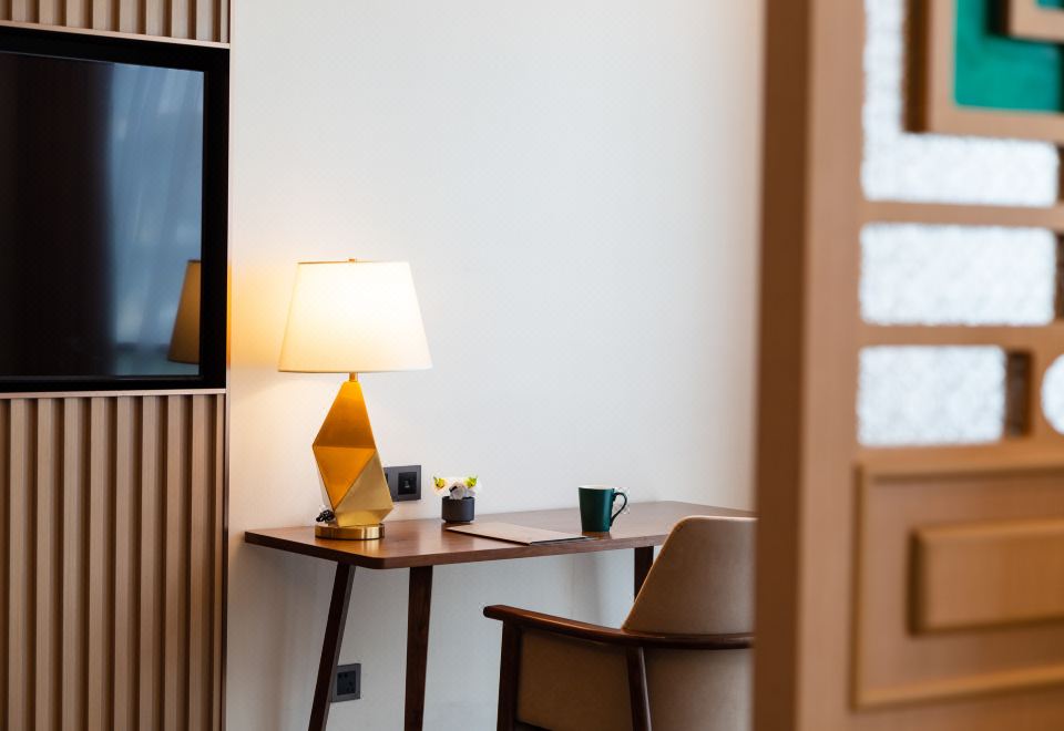 Guangzhou Wogo Yuanbao HotelBusiness Suite-King Size Bed