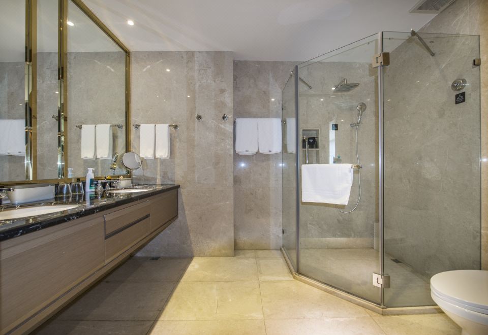 Yangjiang Jiangcheng Junyi Square Atour X HotelJimu Twin Room (Mini Fridge + Wireless Screen Casting)