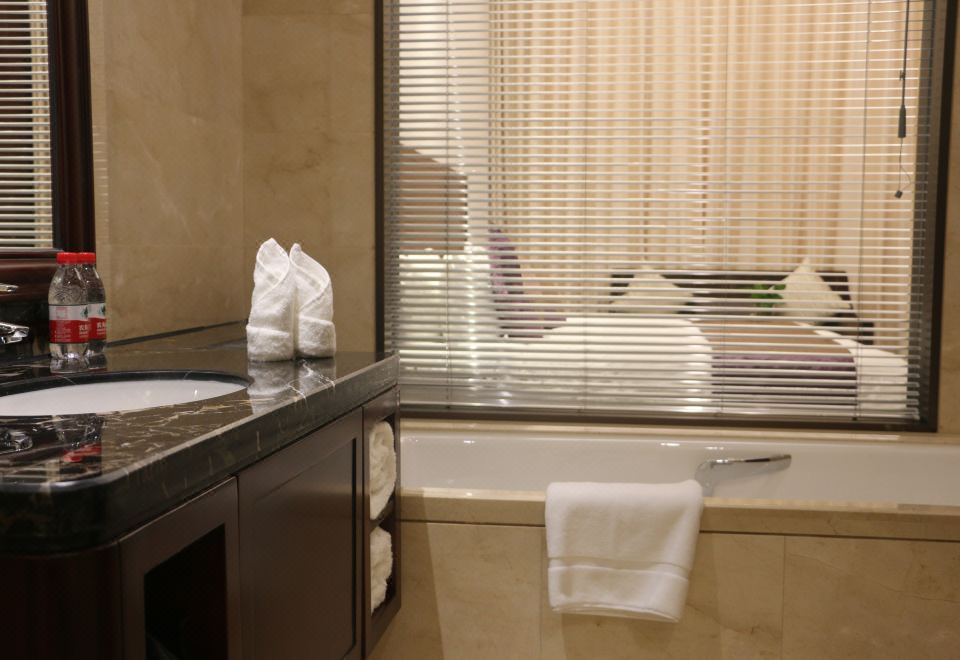 Tiantai Hot Spring ResortExecutive Queen Room