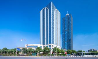 Eurasia Convention International Hotel - Housity