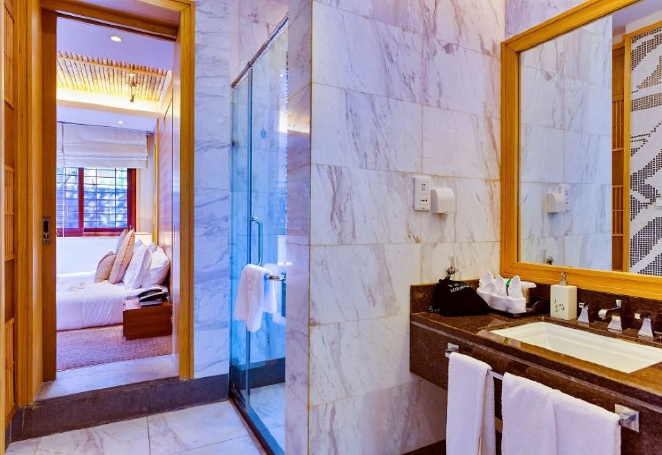 尘外·中铁小院私汤套一别墅