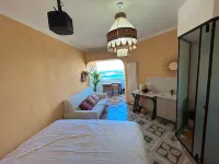 Seaside Adulina Scenic Apartment (Qingdao May Fourth Square)