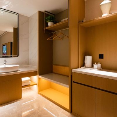 雅緻家庭房 利客來大飯店（青島李村地鐵站店）優惠