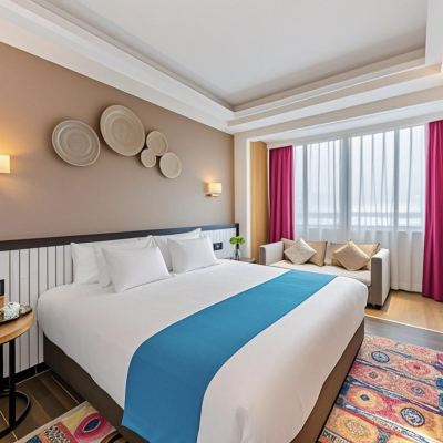 滾來滾去特大床房（床很大+舒適採光） 廈門慢生活·雅厝別院（環島路音樂廣場店）優惠