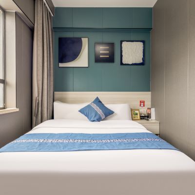 逸品大床房（超大玻璃窗+舒適簡約風） 逸米飯店（廣州三元里地鐵站美博城店）優惠