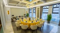 Jinghu International Hotel