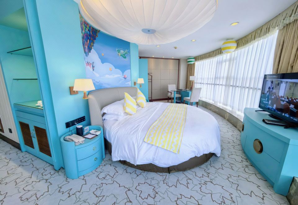 糖果飞屋主题家庭房（童趣木屋丨多巴胺帐篷丨玩具桌）