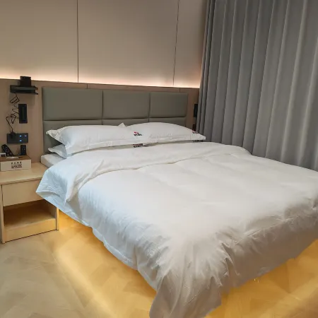 Shi Bingxutian Hotel