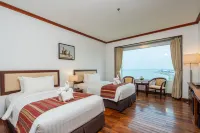 Champasak Grand Hotel