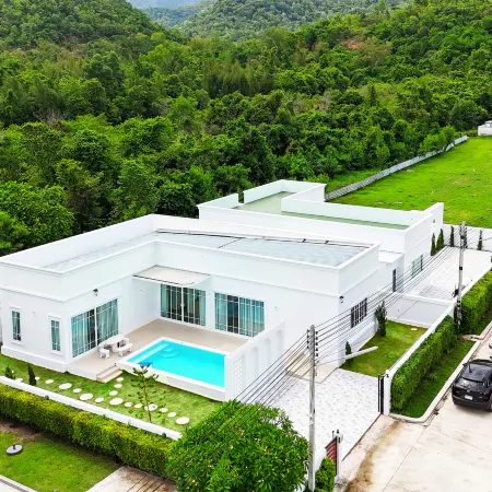 Ellie Riviera Pool Villa