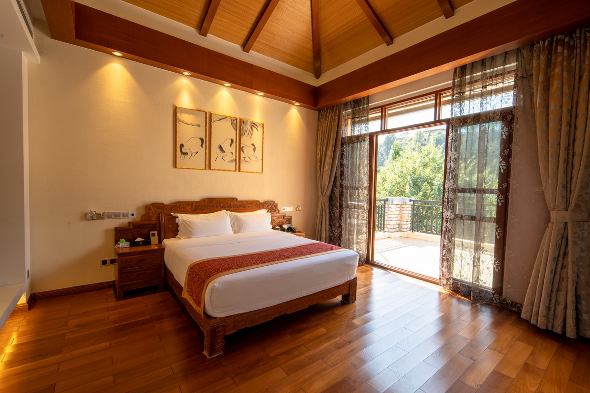 西溪森林十房KTV温泉别墅