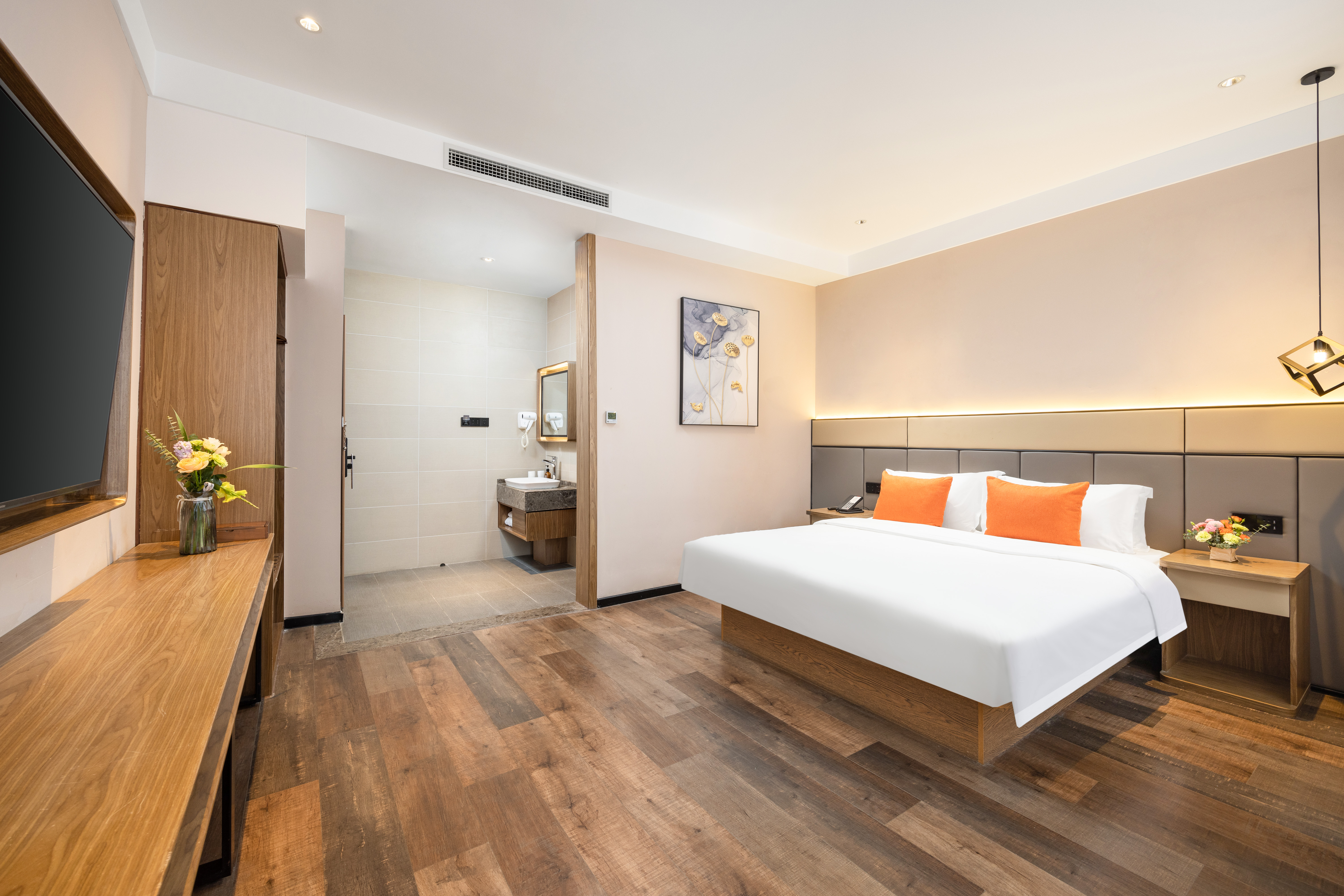 禧悠·漫享逸致大床房【耐喜床品+办公桌椅+静谧空间】