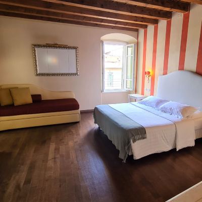 Family Room with Balcony Hotel Piazza Vecchia Promo Code