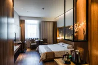 Langyue Hotel