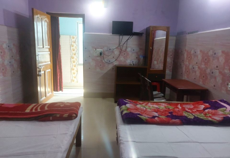 豪华四人房（无空调）