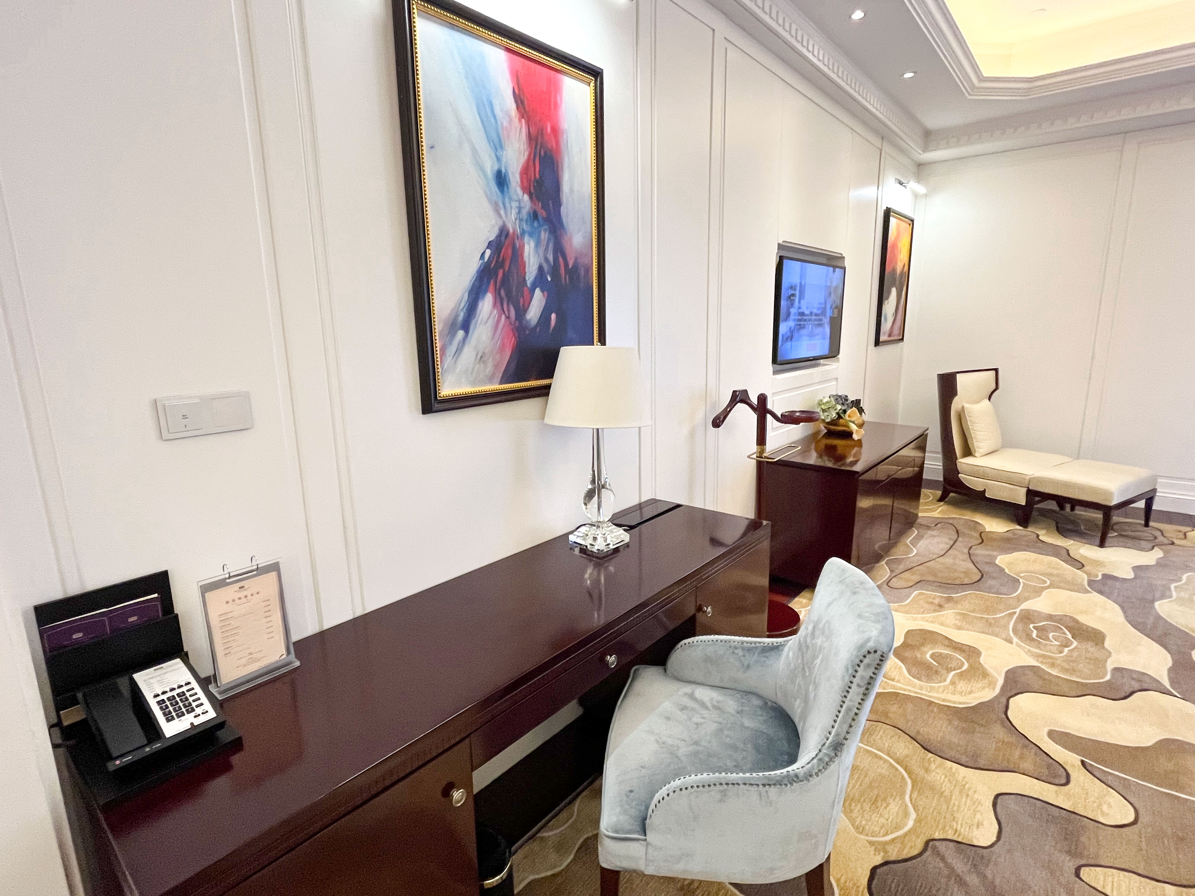 园景阳台套房（浴缸＋阳台）