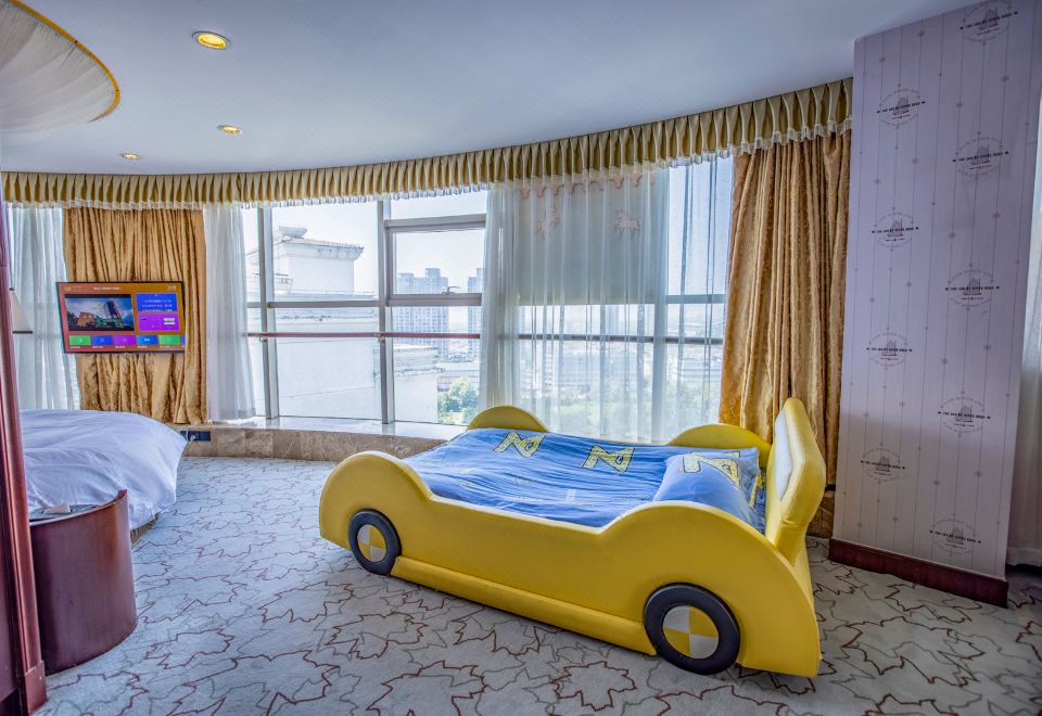 豪华亲子家庭房