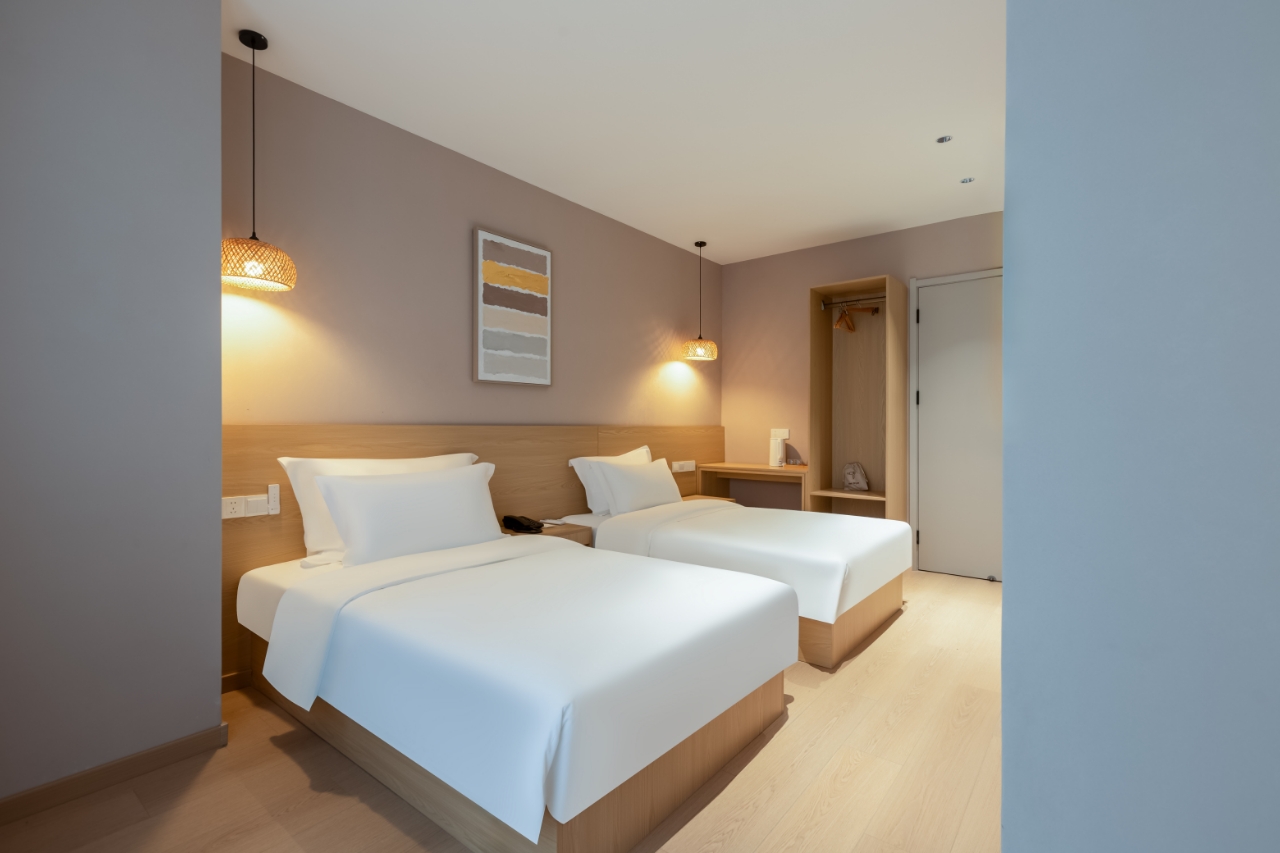 四季阳光?Night静谧双床房【电视投屏+乳胶床垫】