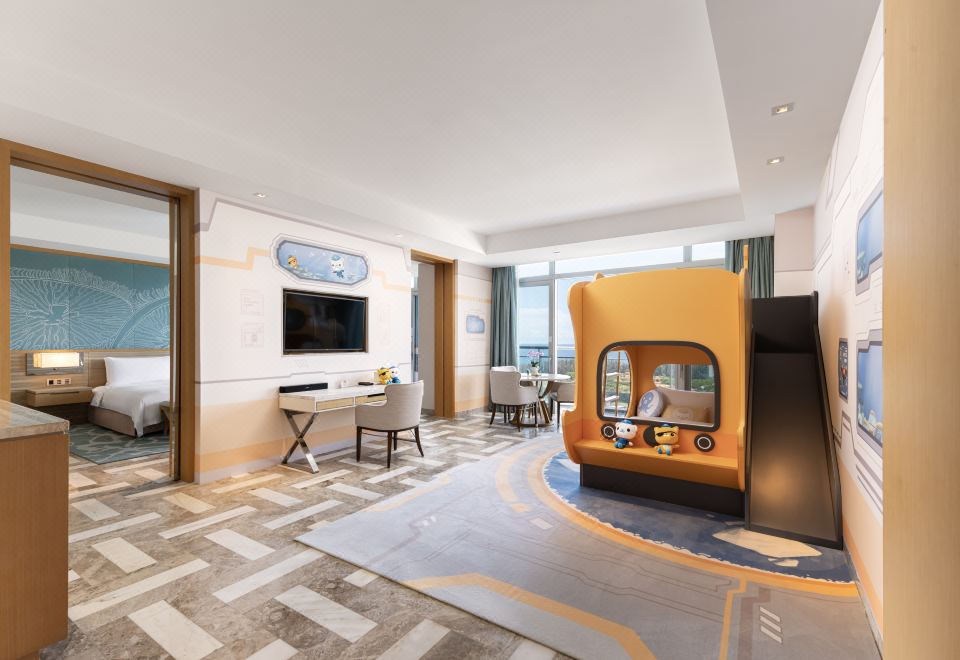 海底小縱隊海景聯通套房