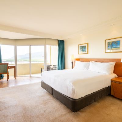 行政特大床港景套房 凱恩斯鉑爾曼國際大飯店優惠