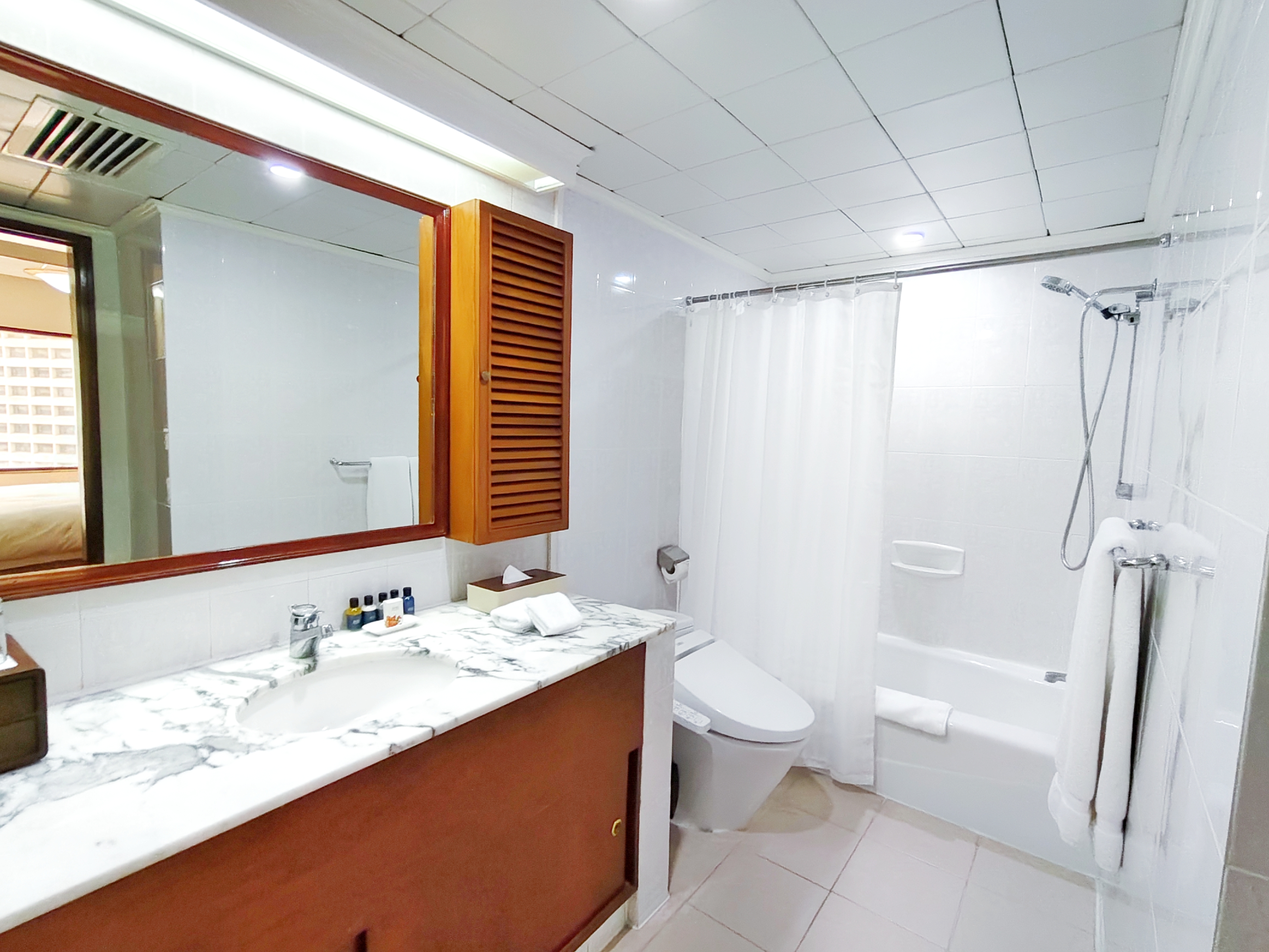 两房一室公寓（附楼）