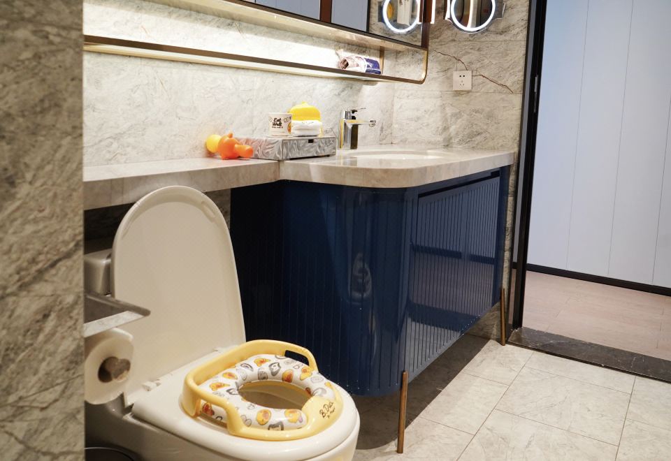 Ascott Raffles City ChongqingB.Duck Family Friendly Themed Apartment ( 2-Room, City-View, River-View)