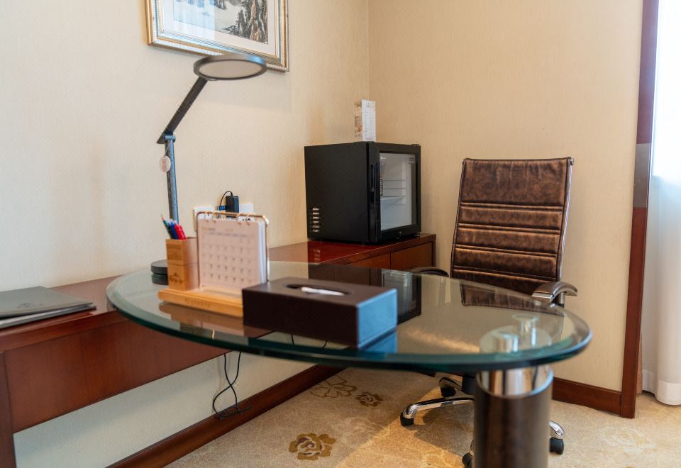 Beijing Xinjiang PlazaSuper Room (Double Bed) (Vip Building)