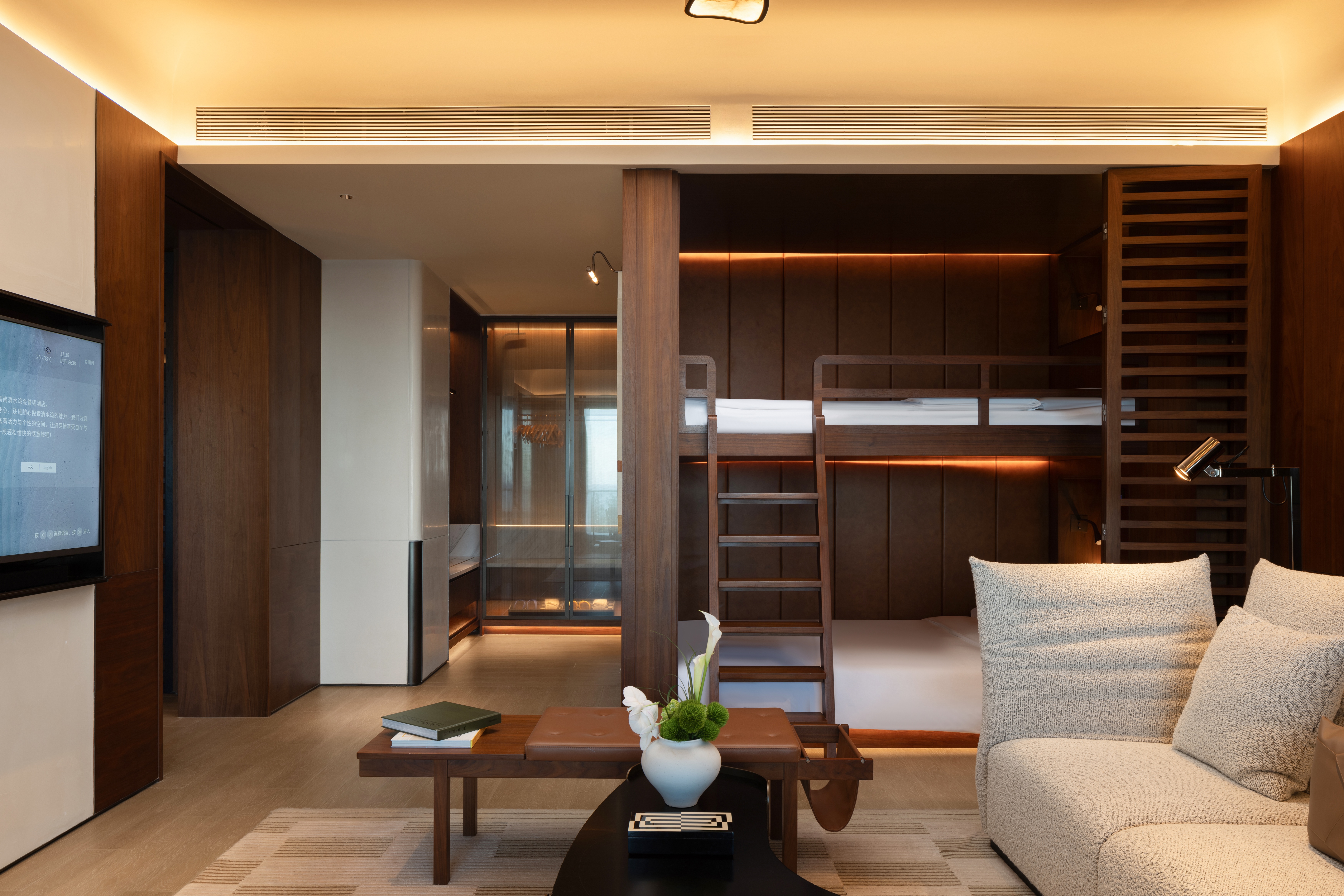 单卧海景套房-大床（带萌趣上下床）