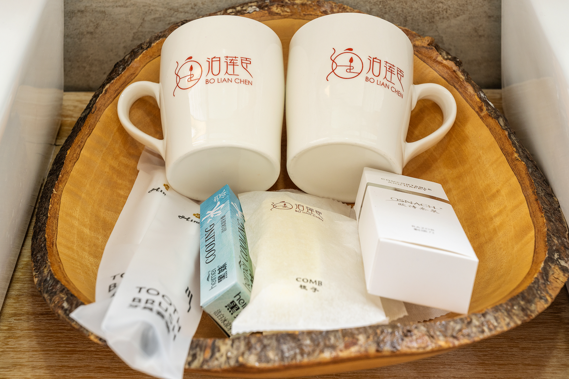 Bo Lian Chen Inn荷塘禅意大床房