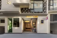 Mid-mountain Hotel