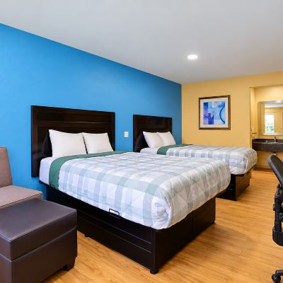 Deluxe 2 Queen Beds Smoking Super 7 Promo Code
