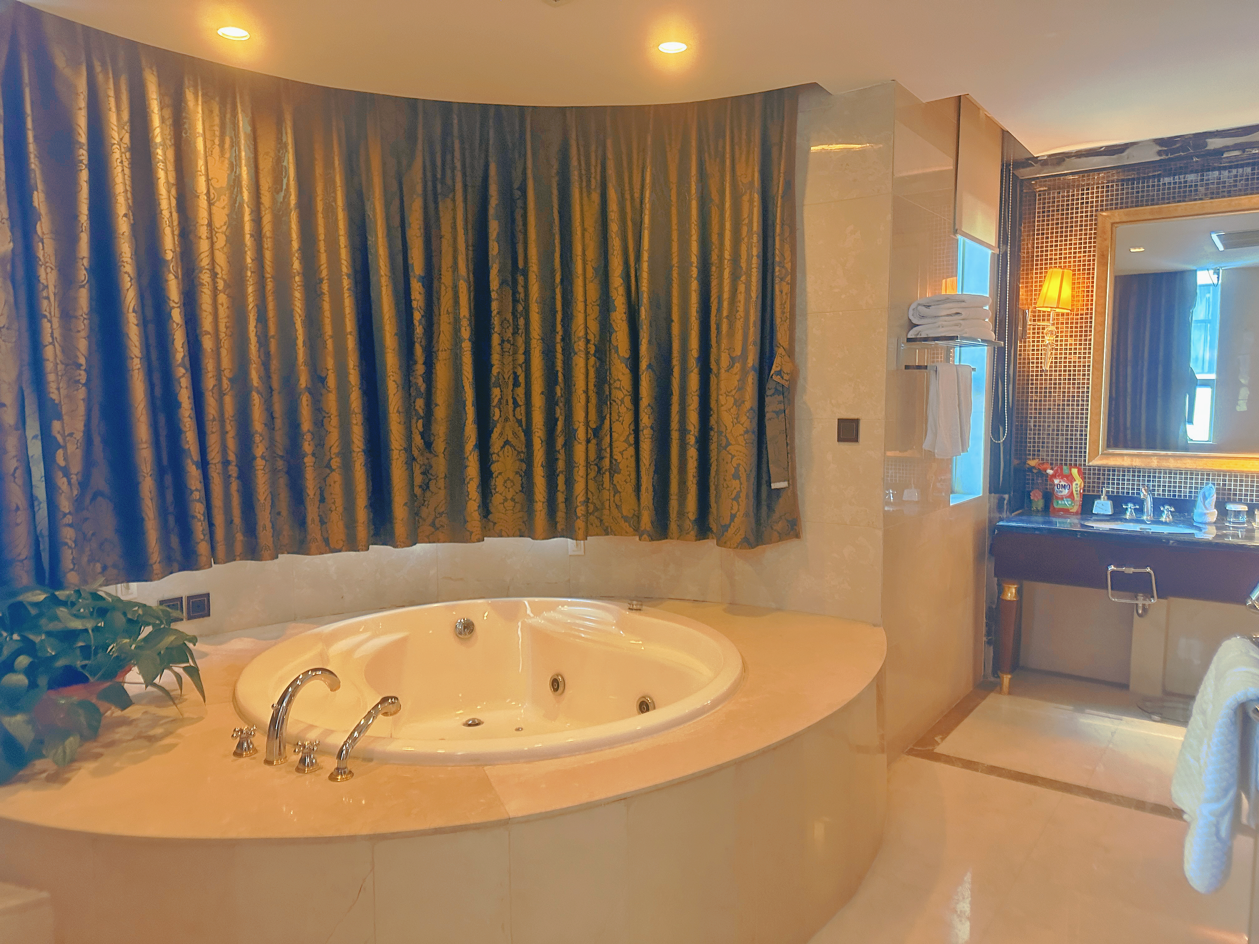 Hongyuan Hotel商務大床房