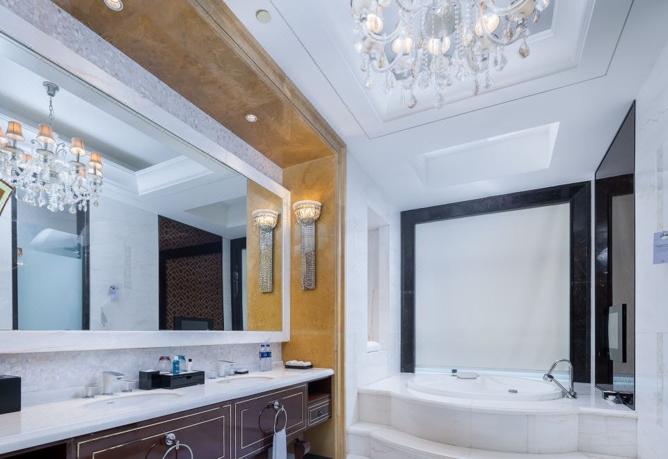 Wanda Realm TaizhouPresidential Suite