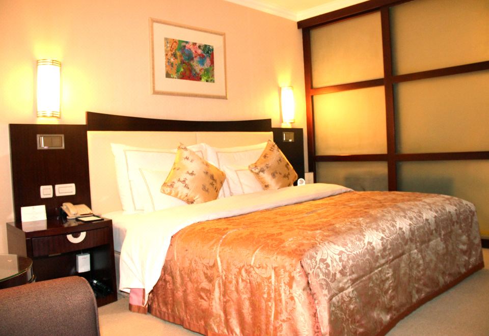 商務套間（城市景觀+落地窗）