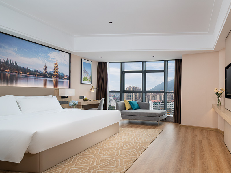 家庭套房（赏山景+俯瞰城景）