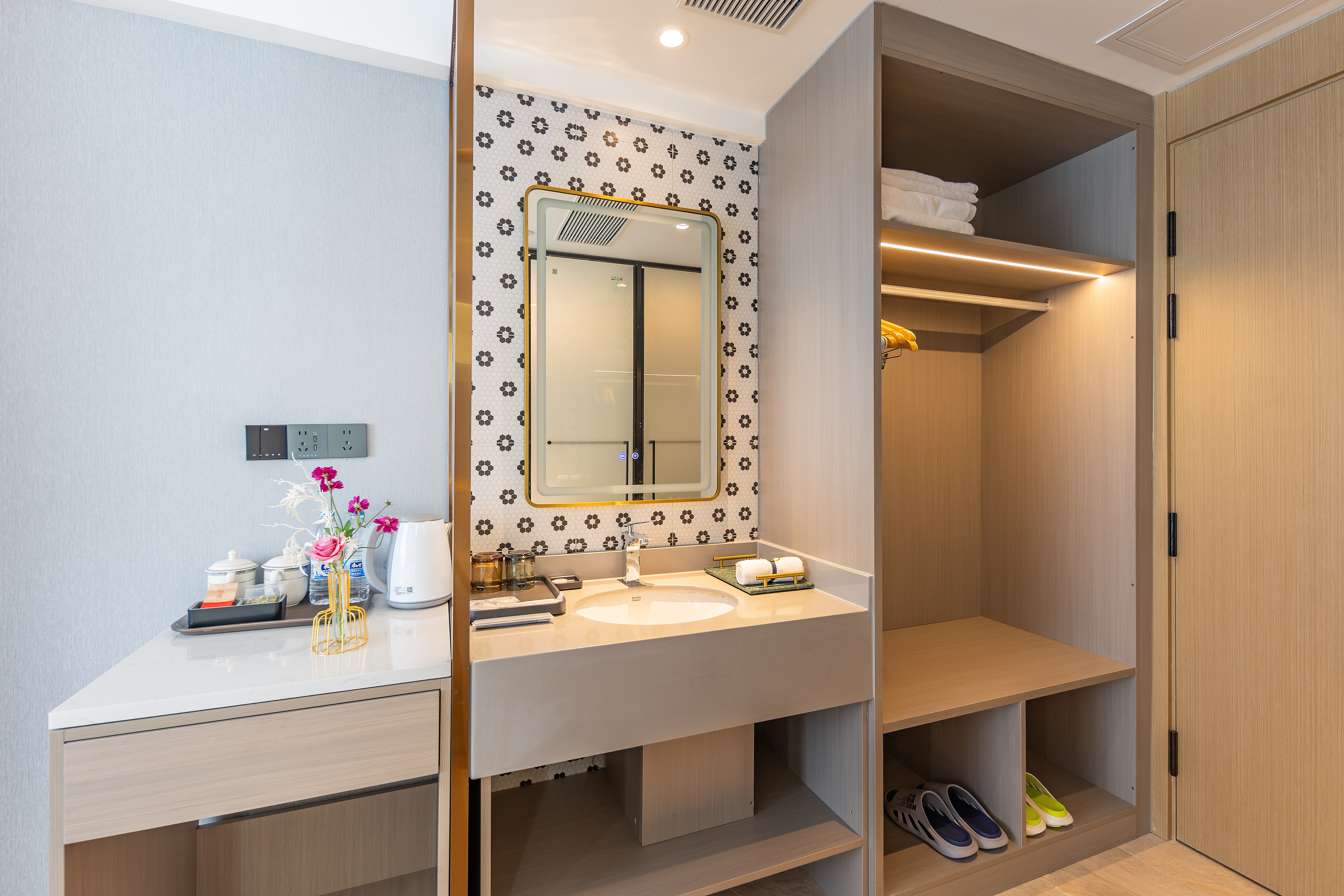 星都品质大床房（智能投屏+小度智控防蚊纱窗+更大空间）