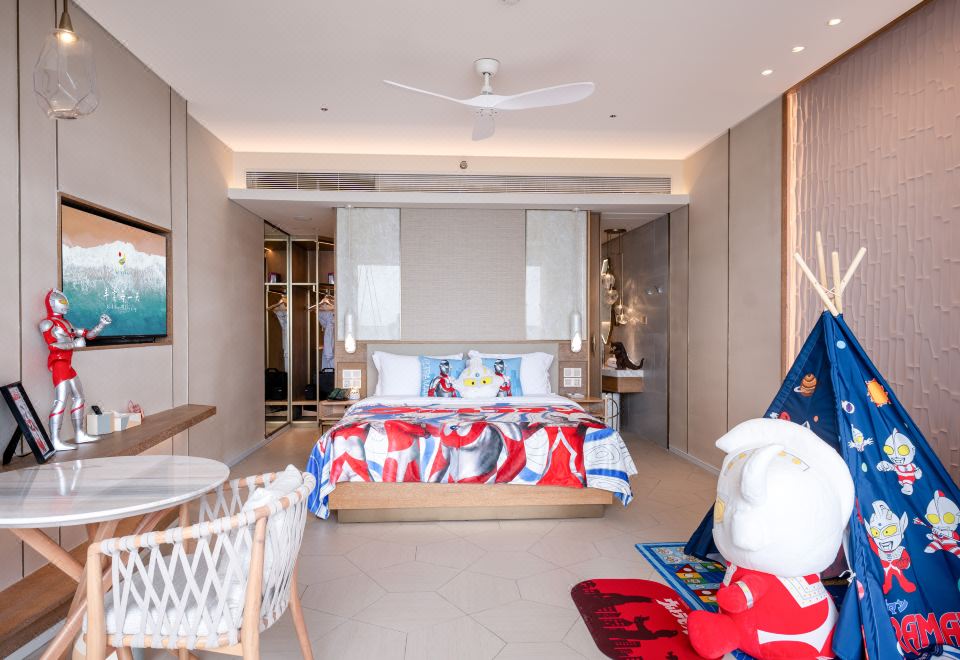 奧特曼主題正海景大床房